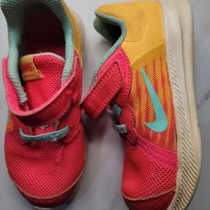 Nike downshifter fade size 9